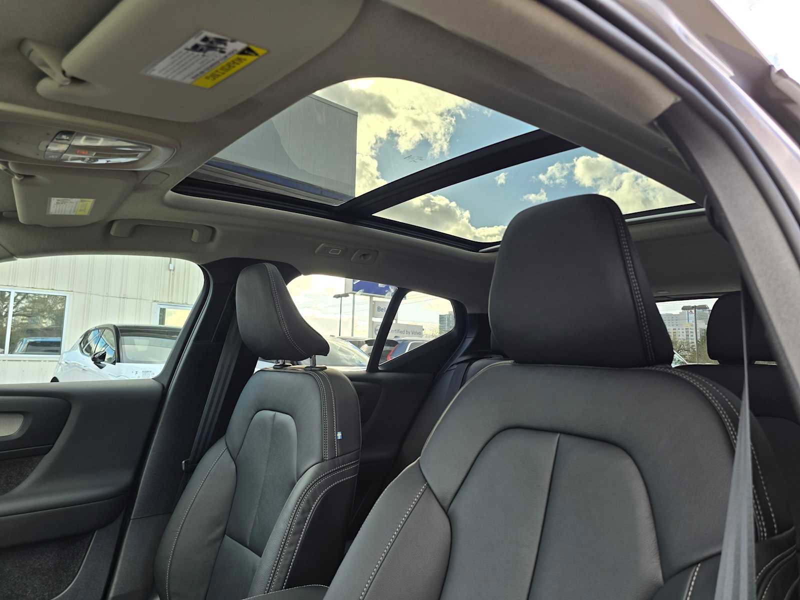 New 2026 Volvo XC40 B5 Plus w/ Protection Package Premier image 22