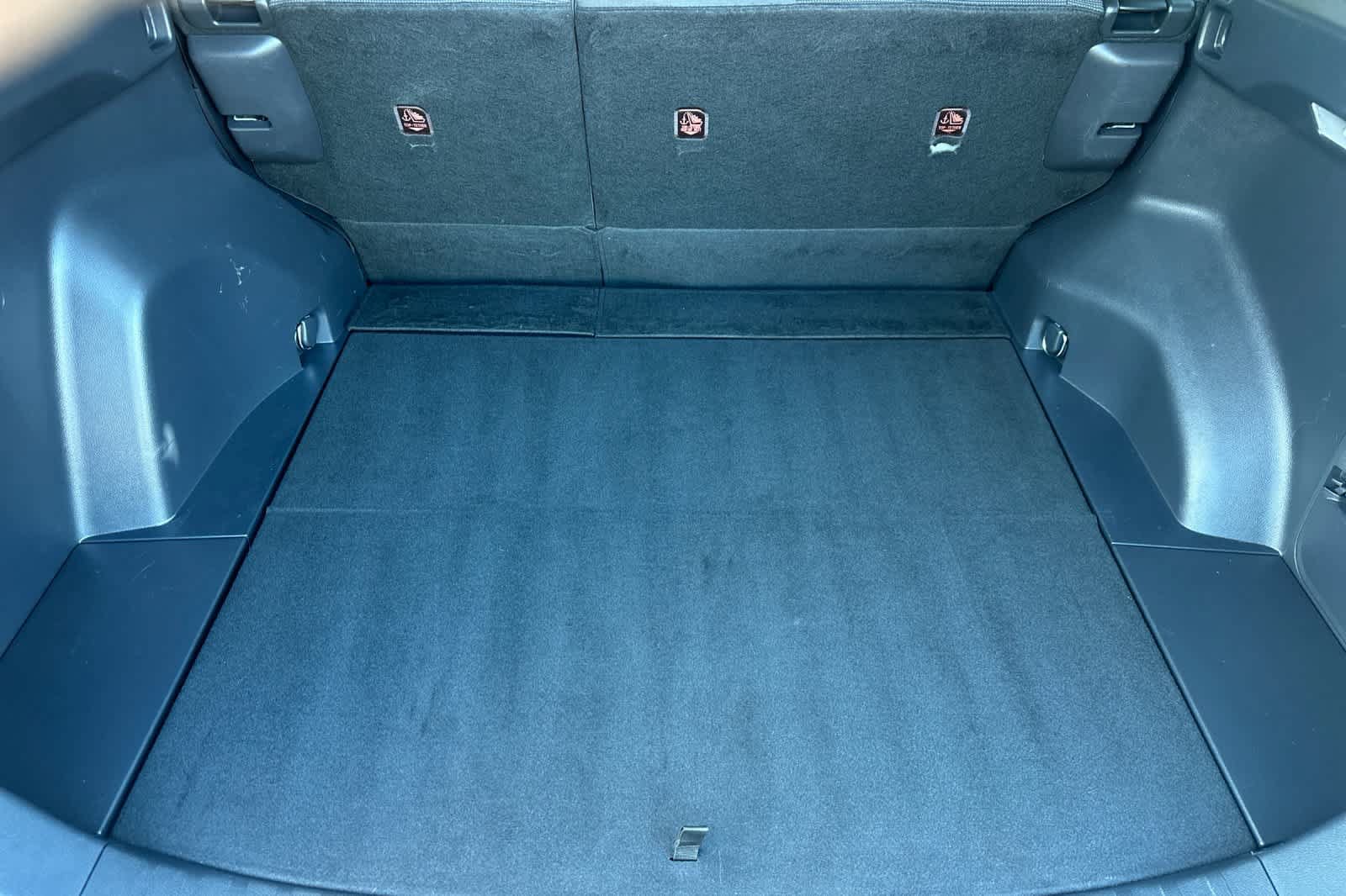 Used 2020 Toyota RAV4 LE w/ All Weather Liner Package AWD/4WD image 15
