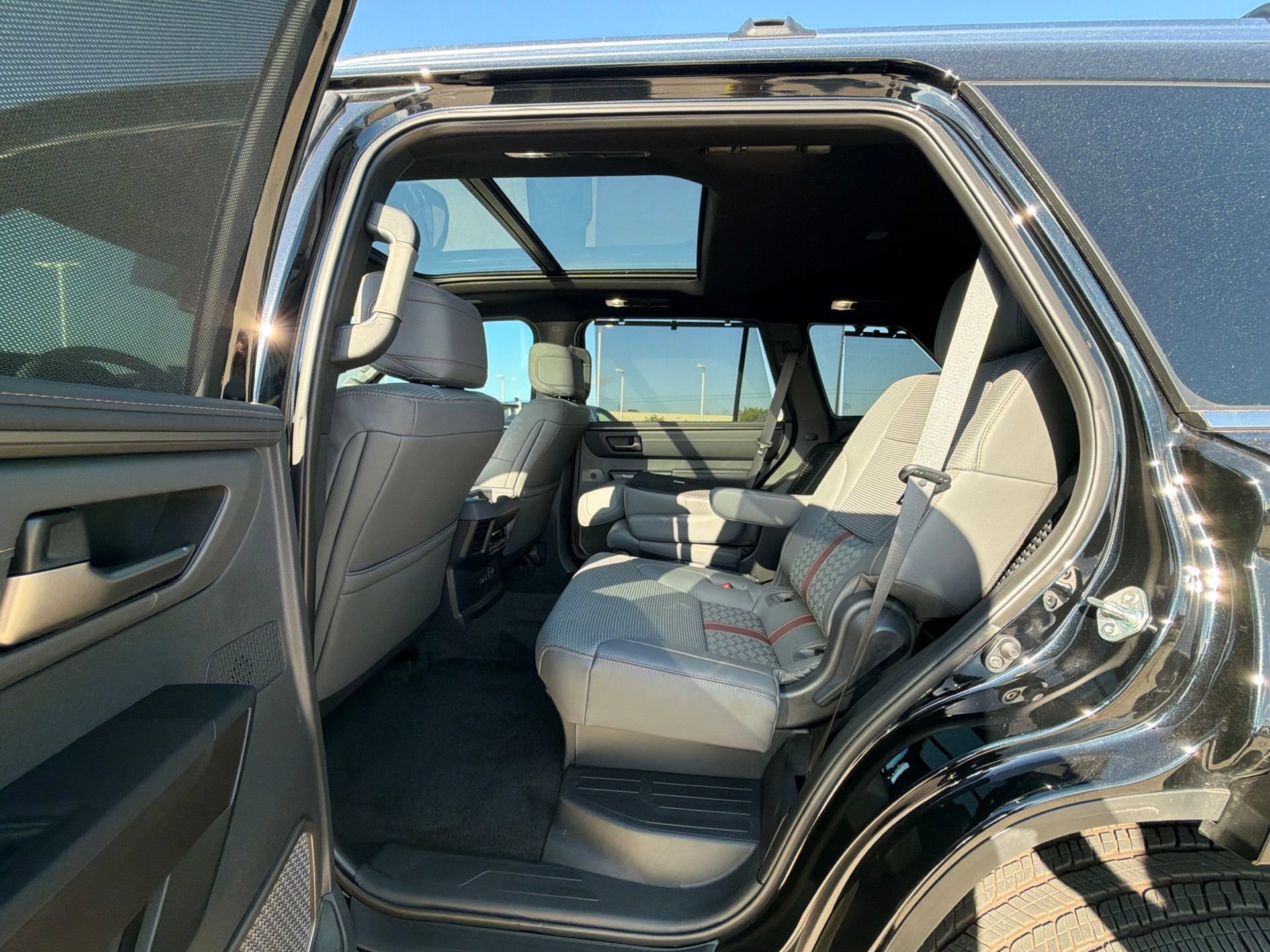 Used 2026 Toyota Sequoia Capstone AWD/4WD image 11