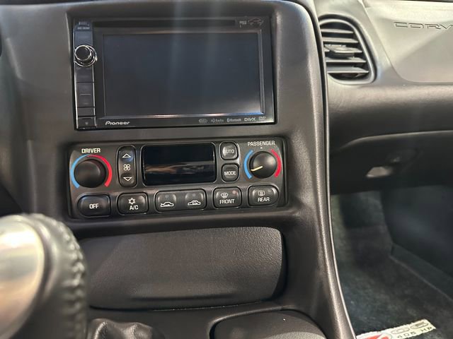 Used 2004 Chevrolet Corvette Z06 w/ Memory Package image 32