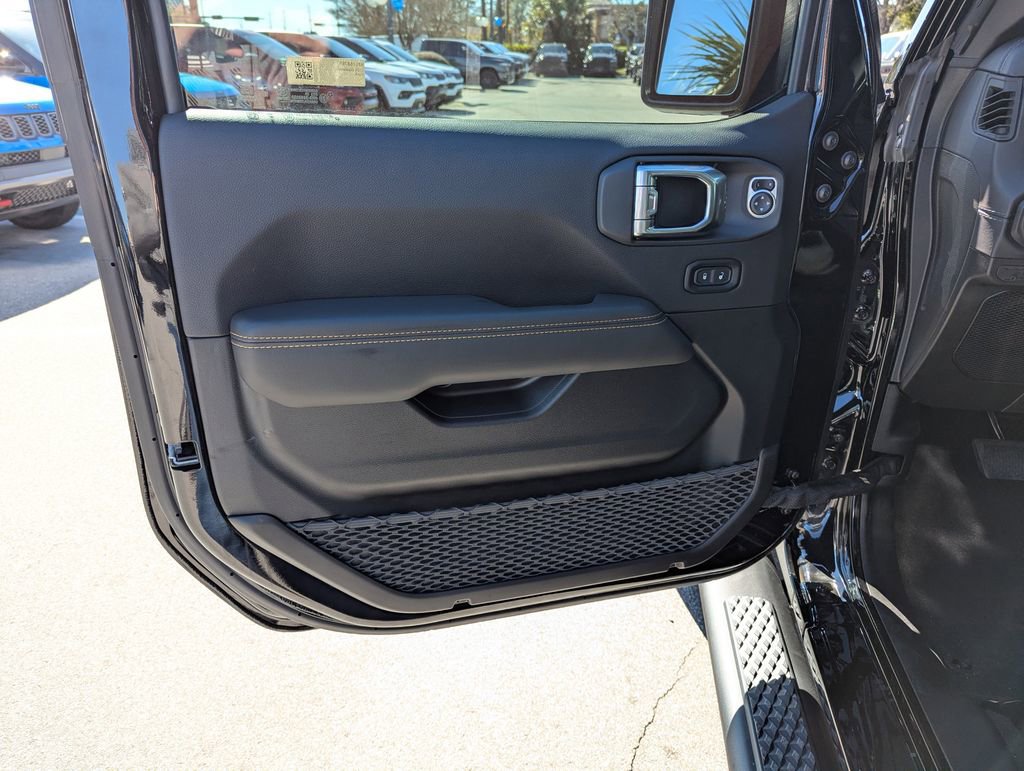 New 2026 Jeep Gladiator Sport AWD/4WD image 18