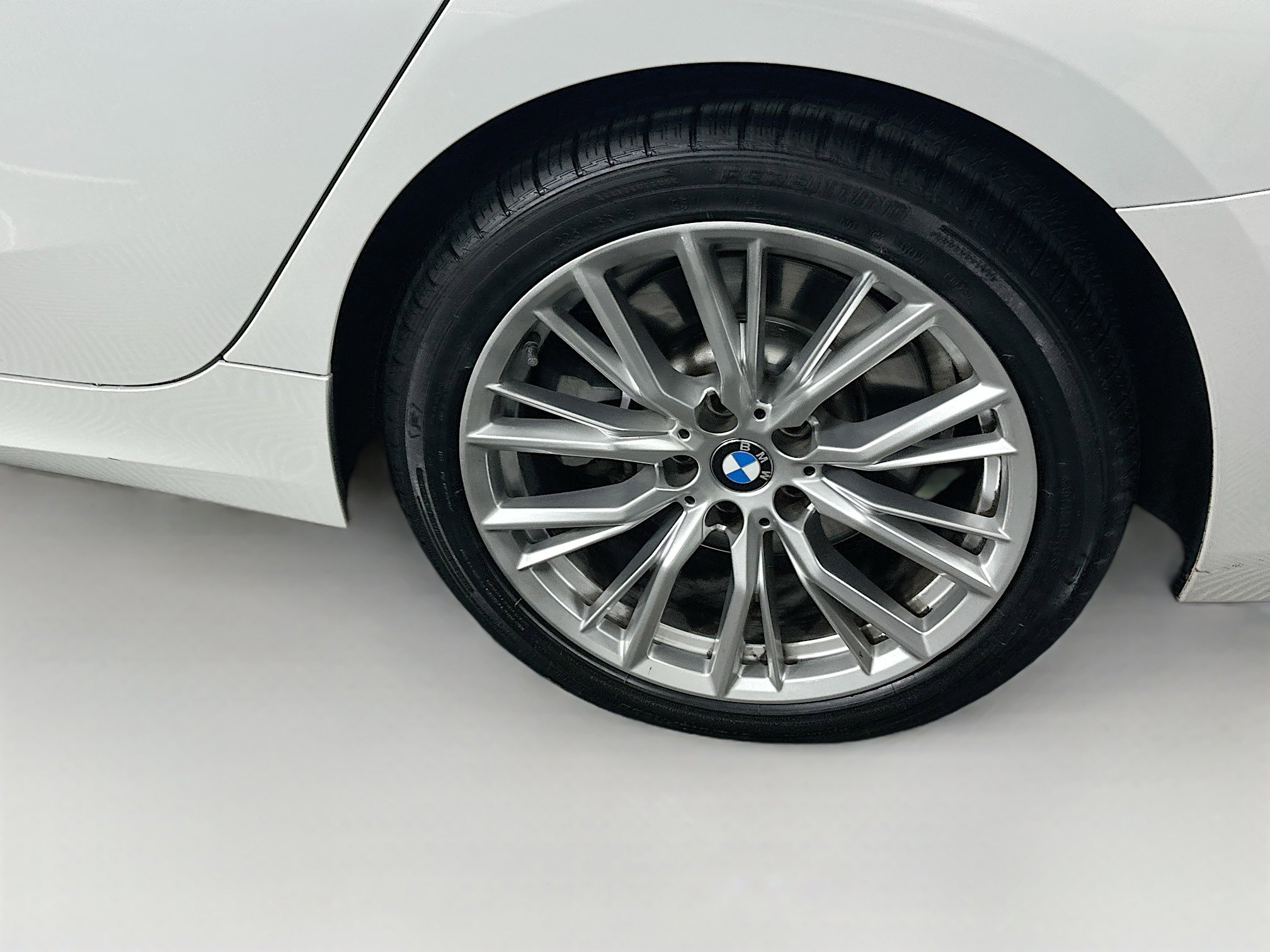 Used 2024 BMW 330i Sedan image 11