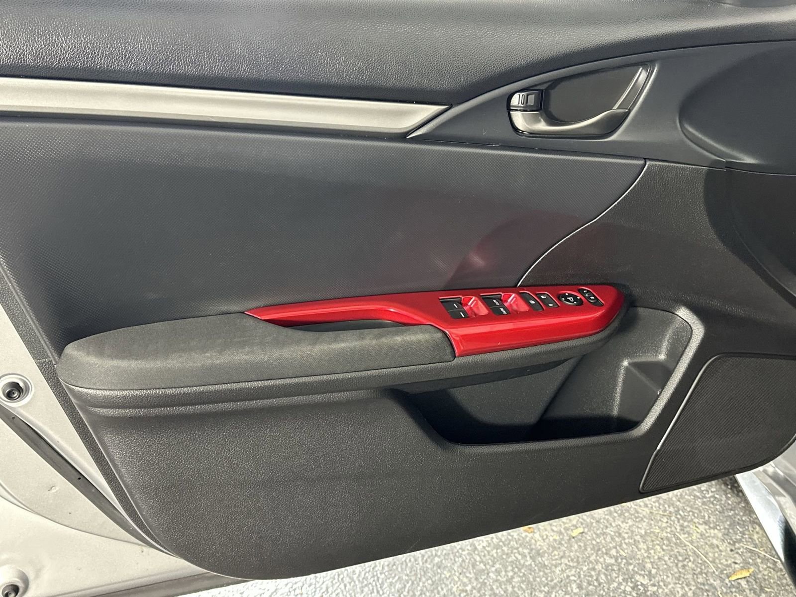 Used 2018 Honda Civic Sport image 31