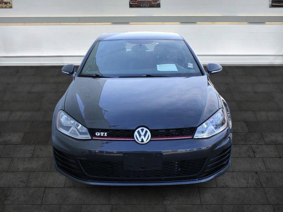 Used 2017 Volkswagen GTI Sport image 2