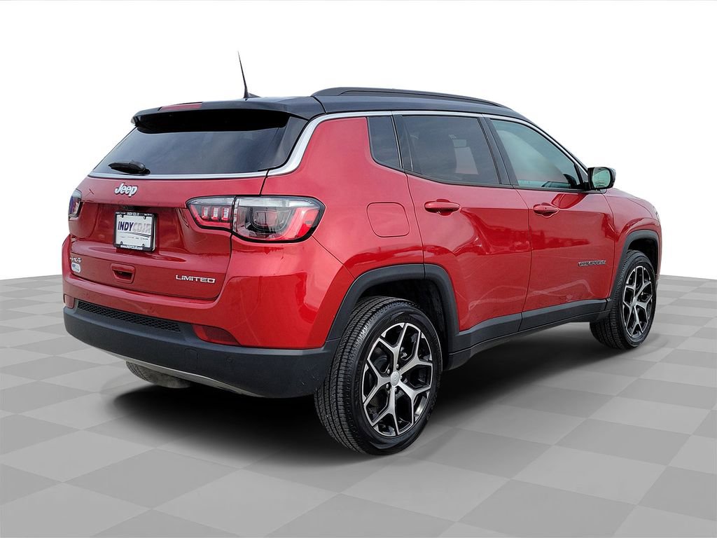Used 2024 Jeep Compass Limited image 4