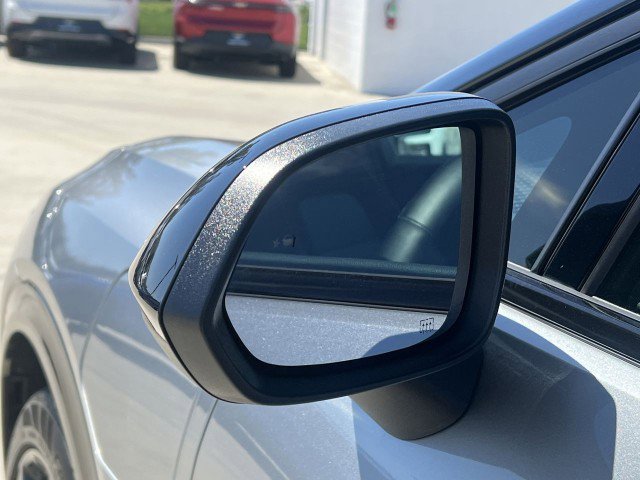 Used 2024 Chevrolet Equinox EV RS image 19