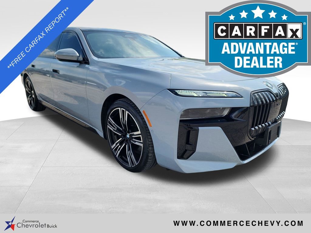 Used 2023 BMW 740i w/ Executive Package image 1