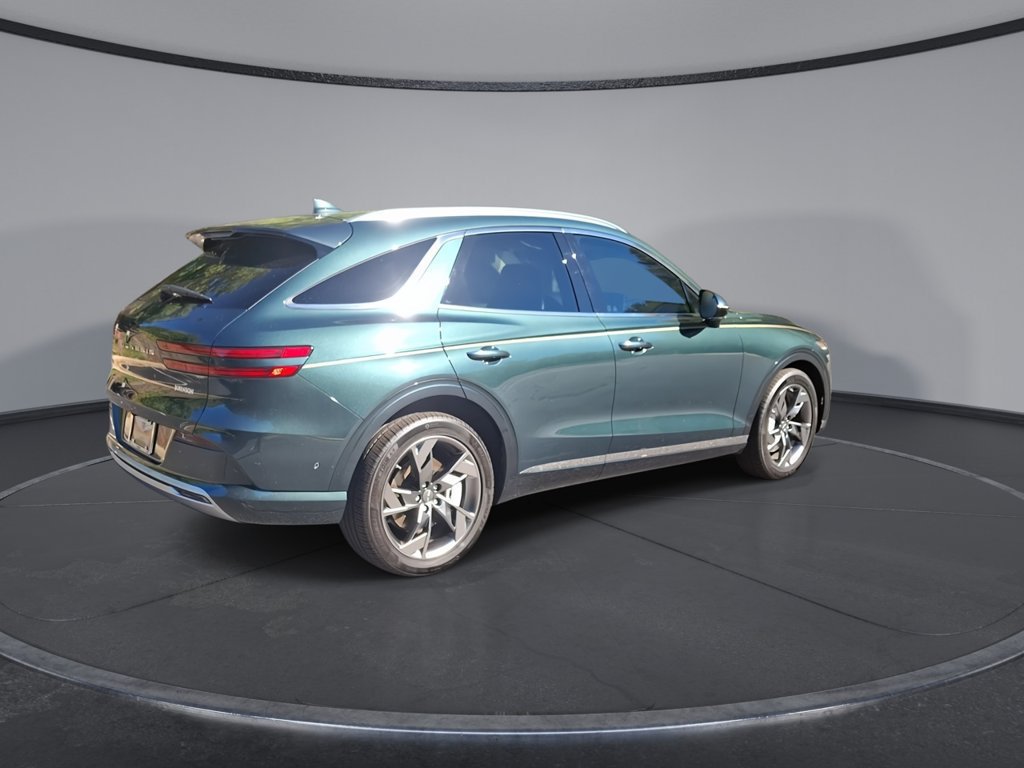 Used 2024 Genesis Electrified GV70 w/ Prestige Package AWD/4WD image 4