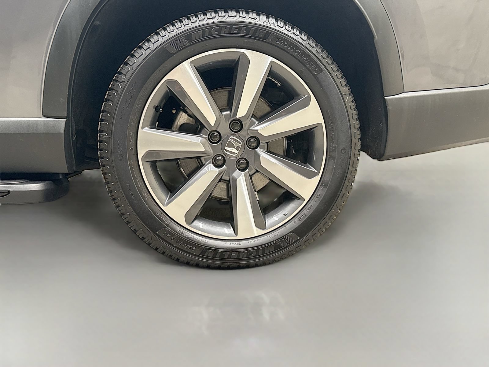 Used 2023 Honda Pilot Elite image 35