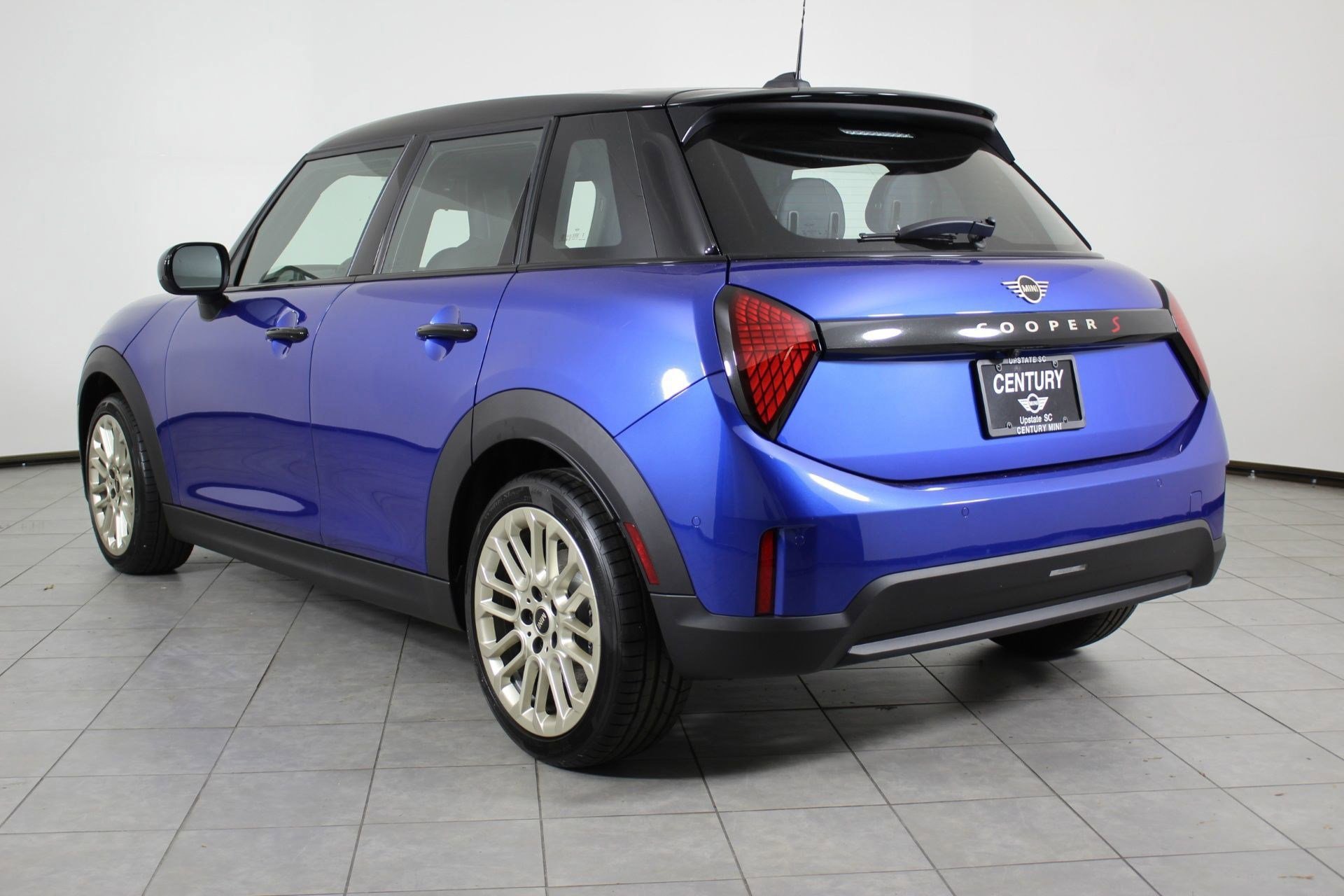 Used 2026 MINI Cooper S FWD image 3