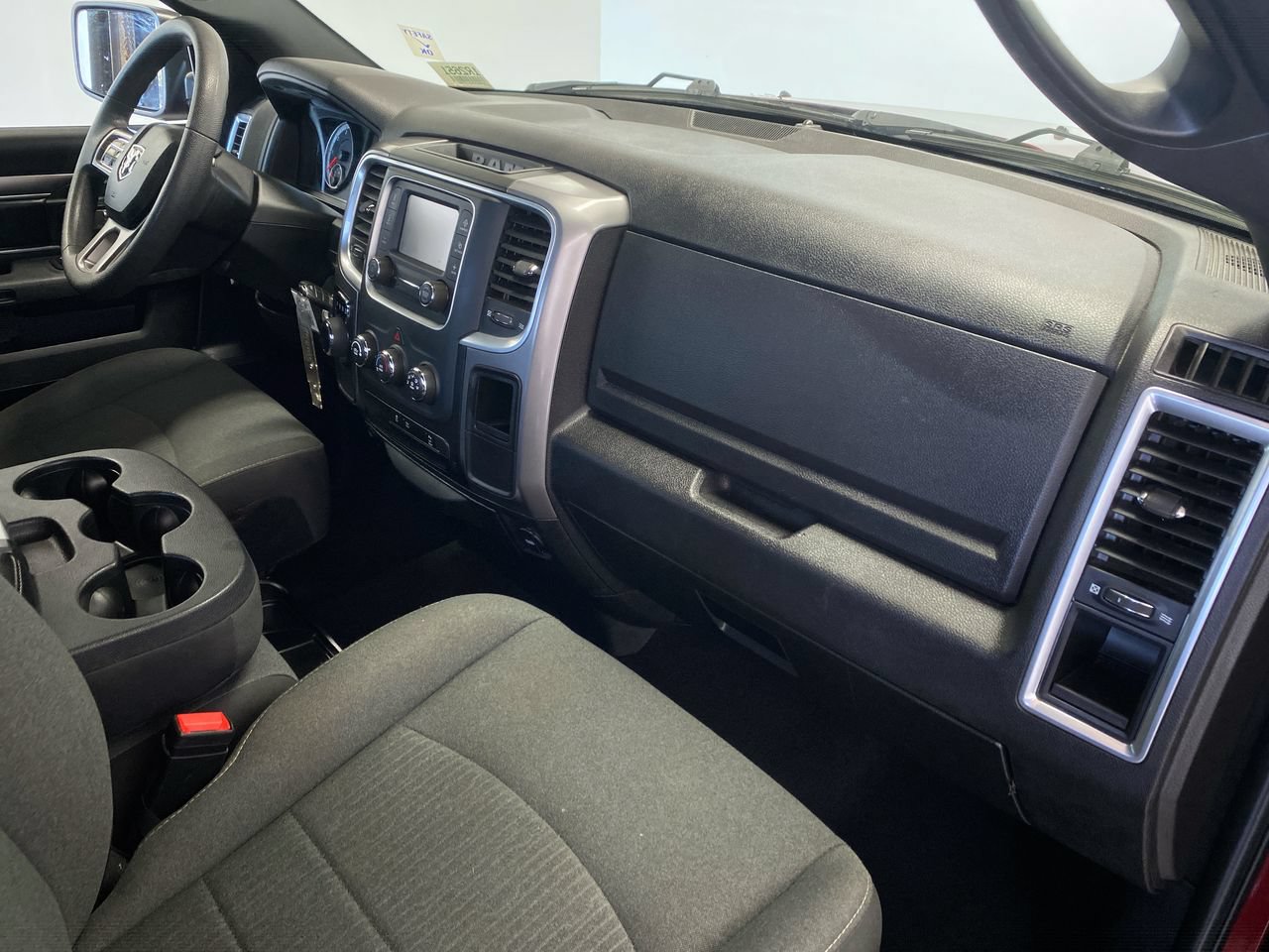 Used 2024 RAM 1500 Warlock RWD image 29