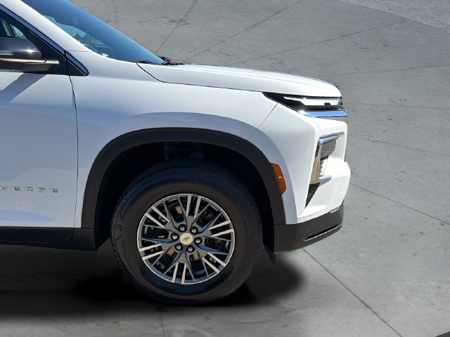 Certified 2024 Chevrolet Traverse LT FWD image 30