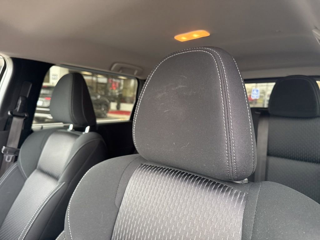 Used 2024 Mitsubishi Outlander ES image 17