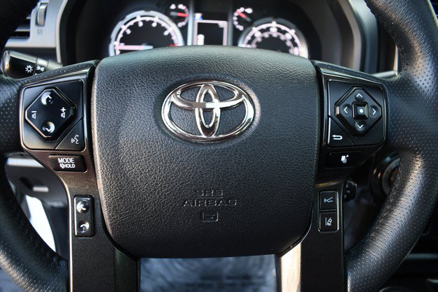 Certified 2022 Toyota 4Runner TRD Off-Road Premium w/ Moonroof Package AWD/4WD image 31