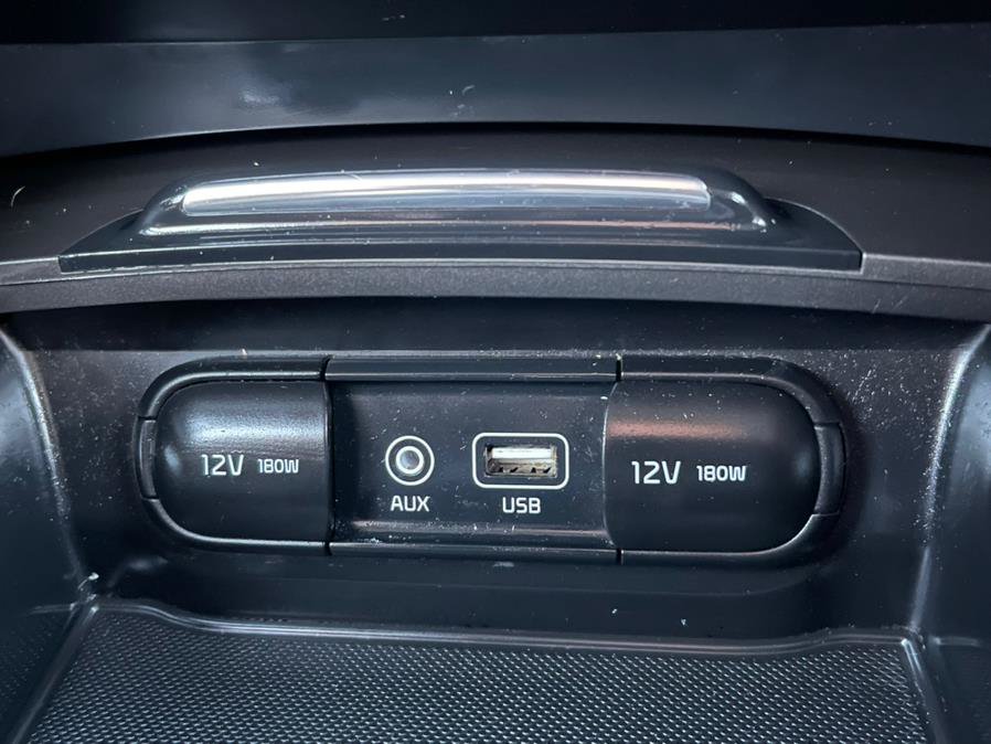 Used 2020 Kia Optima LX FWD image 29