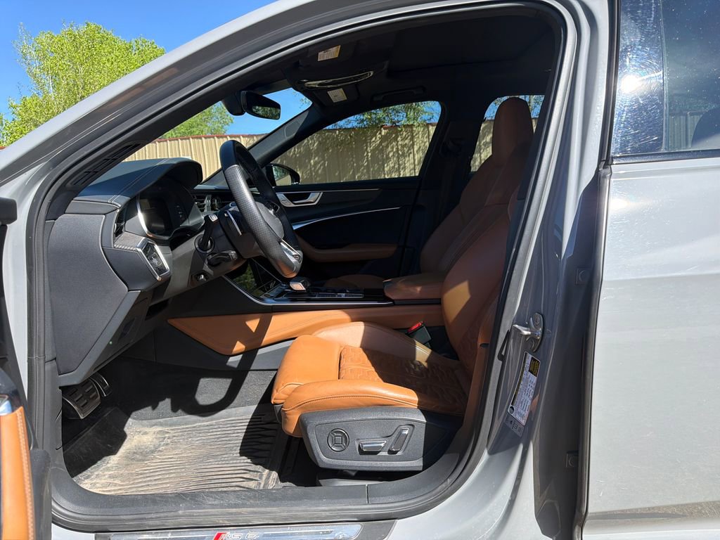 Used 2022 Audi RS 6 image 10