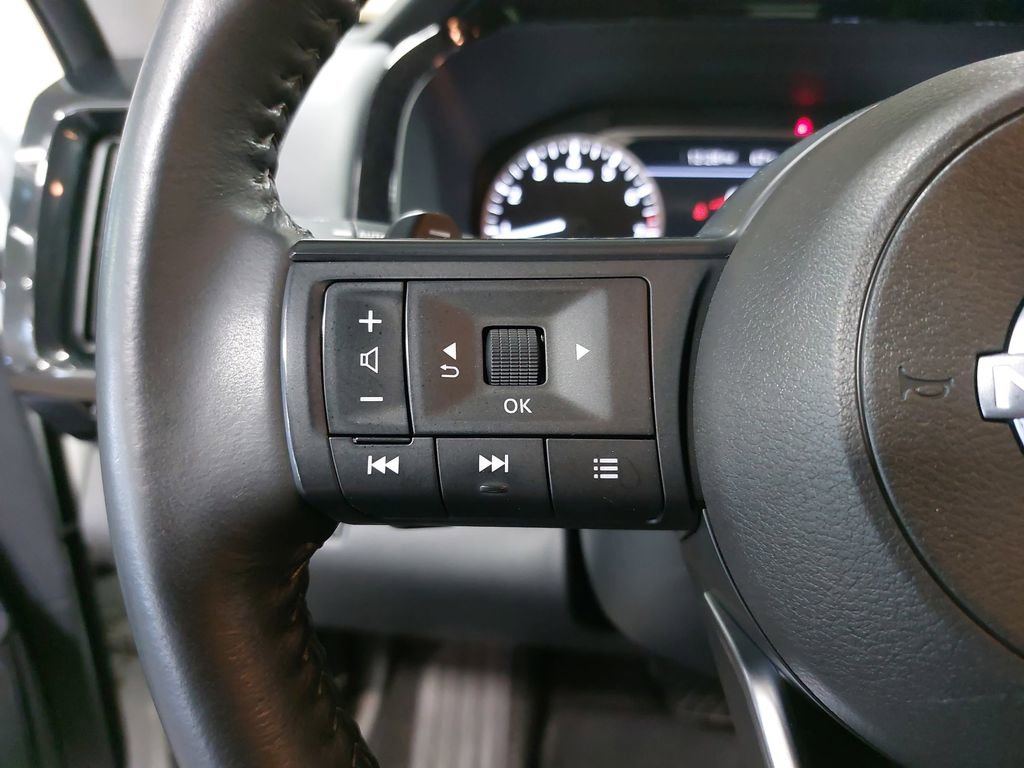 Certified 2024 Nissan Pathfinder SV AWD/4WD image 17