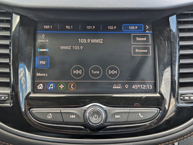 Used 2022 Chevrolet Trax LT w/ LT Convenience Package image 22