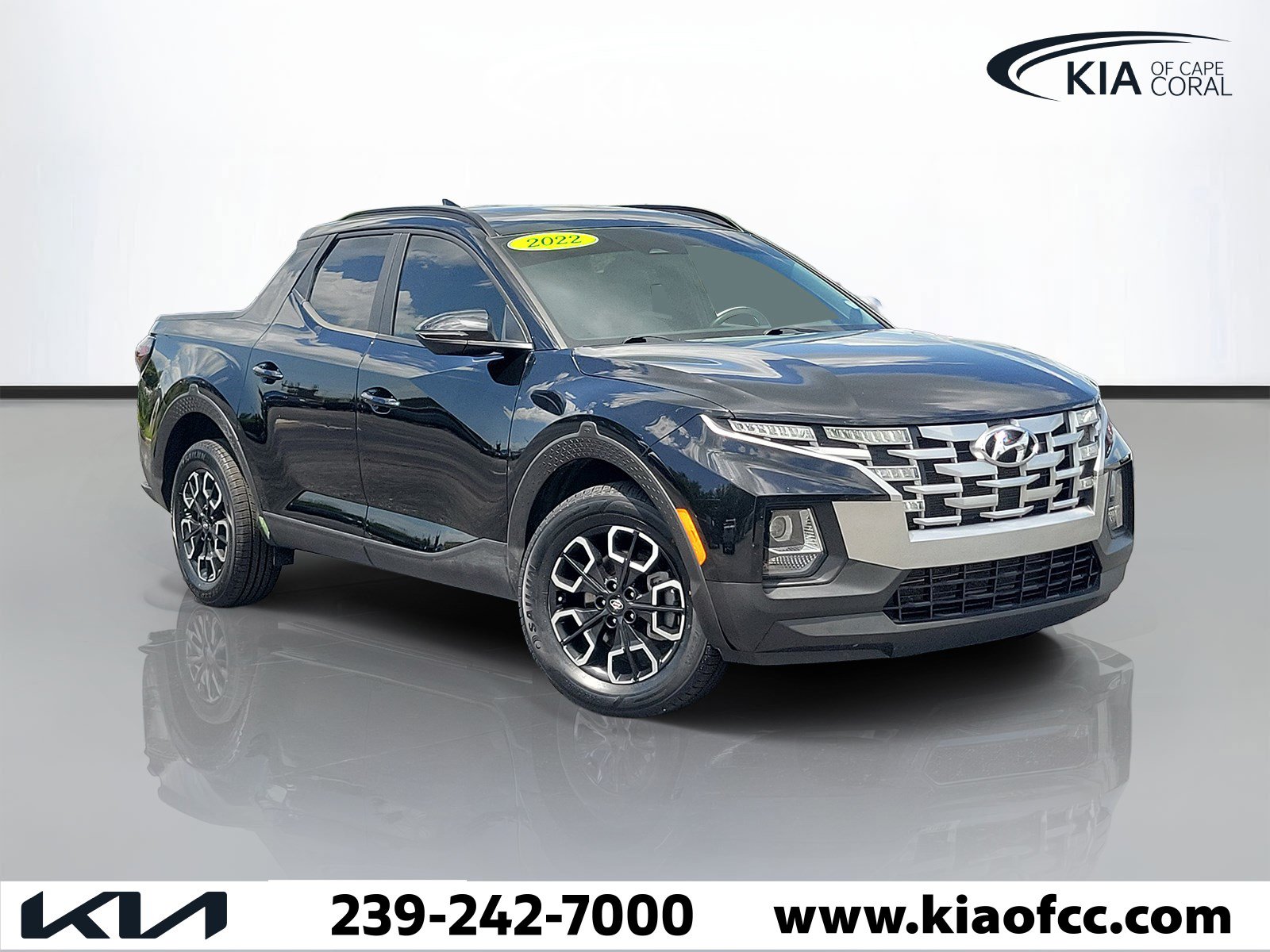 Used 2022 Hyundai Santa Cruz SEL w/ Activity Package FWD image 1