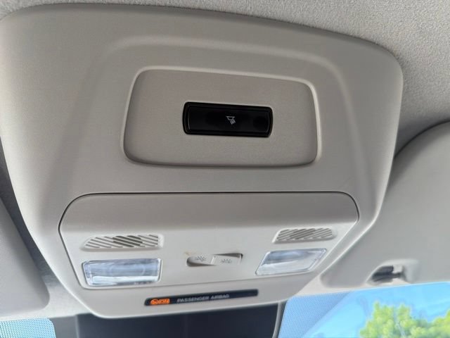 Used 2025 Ford Transit 250 Low Roof w/ Exterior Upgrade Package RWD image 38
