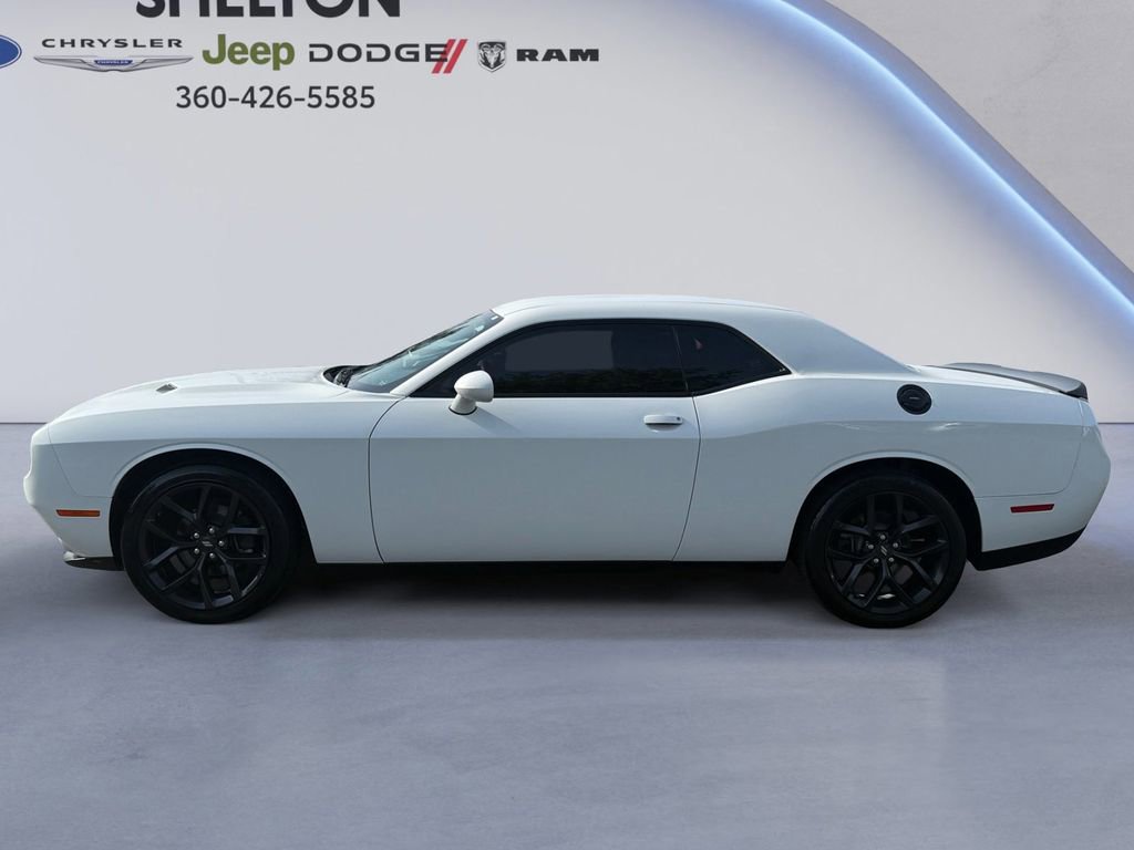 Used 2020 Dodge Challenger SXT w/ Blacktop Package RWD image 3