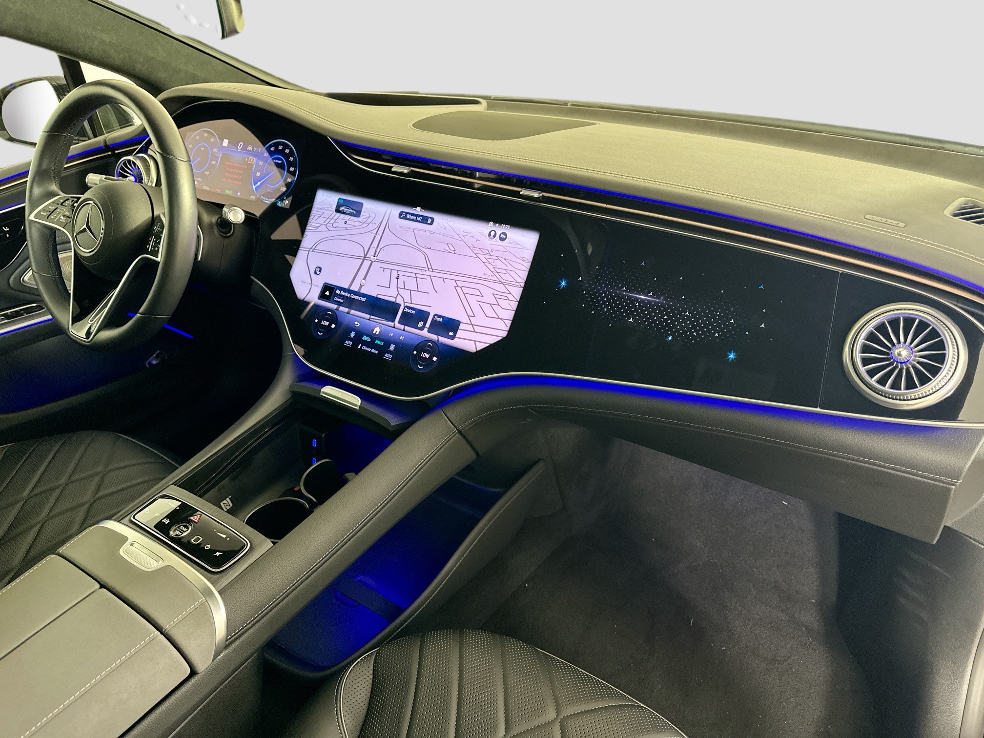 Certified 2023 Mercedes-Benz EQS 580 4MATIC Sedan w/ Exclusive Trim Package image 37
