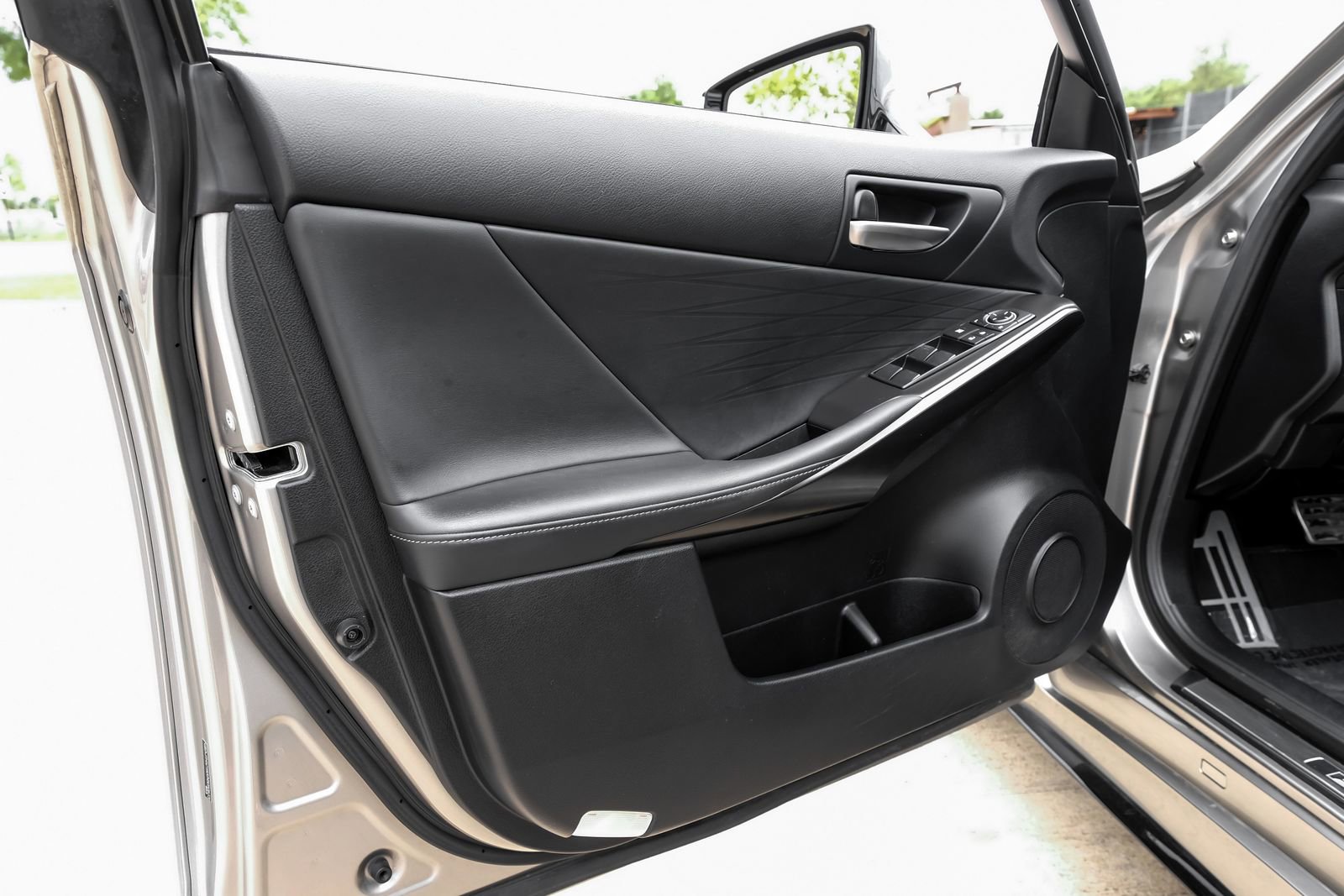 Used 2022 Lexus IS 350 F Sport w/ Navigation Package RWD image 48