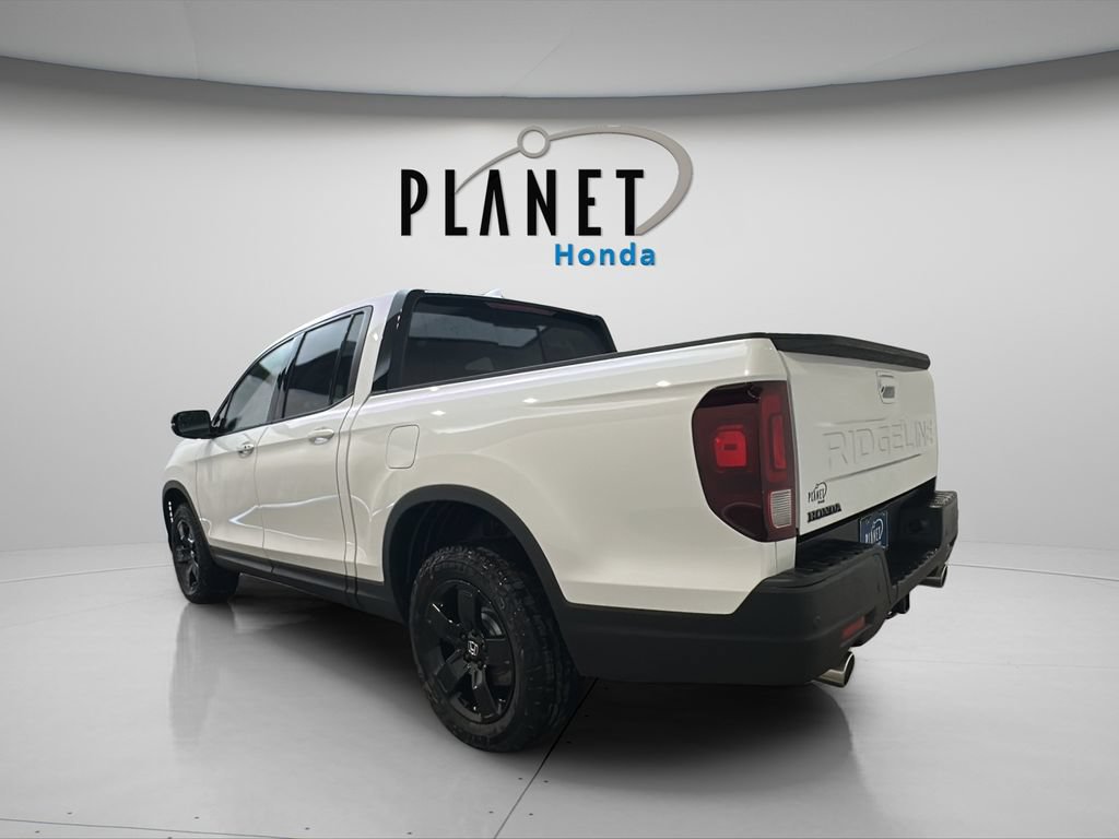 New 2026 Honda Ridgeline Black Edition image 6