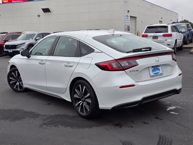 Certified 2024 Honda Civic EX-L image 6