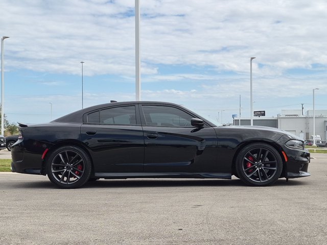 Used 2019 Dodge Charger GT w/ Plus Group RWD image 4