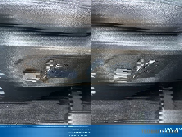 Certified 2018 Ford Explorer XLT w/ Equipment Group 202A image 41