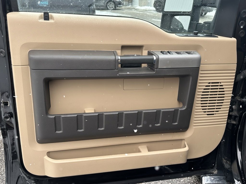 Used 2016 Ford F250 Lariat w/ Chrome Package image 10