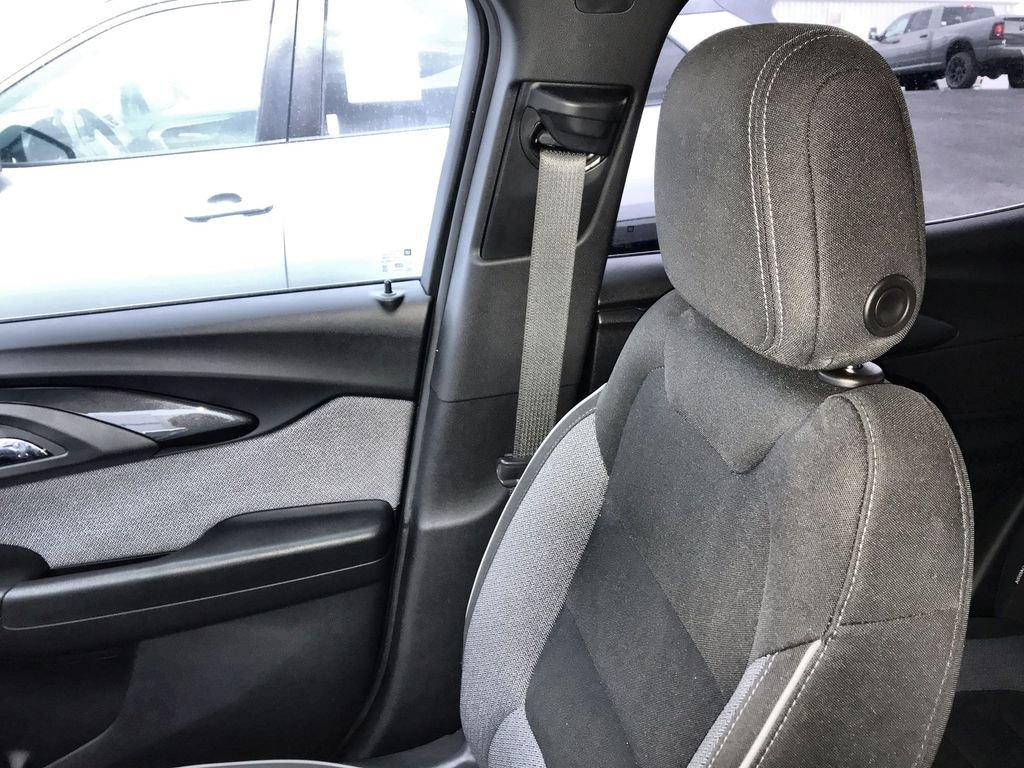 Used 2022 Chevrolet TrailBlazer LT image 22