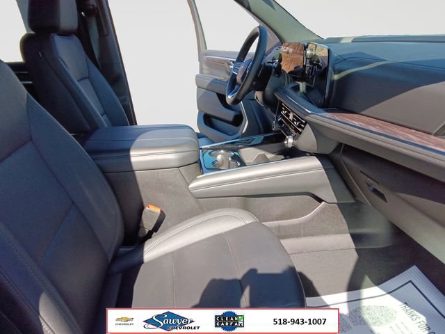 Used 2025 Chevrolet Tahoe LT AWD/4WD image 16