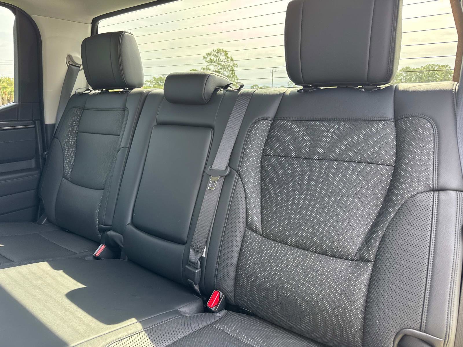 Used 2022 Toyota Tundra Limited AWD/4WD image 15