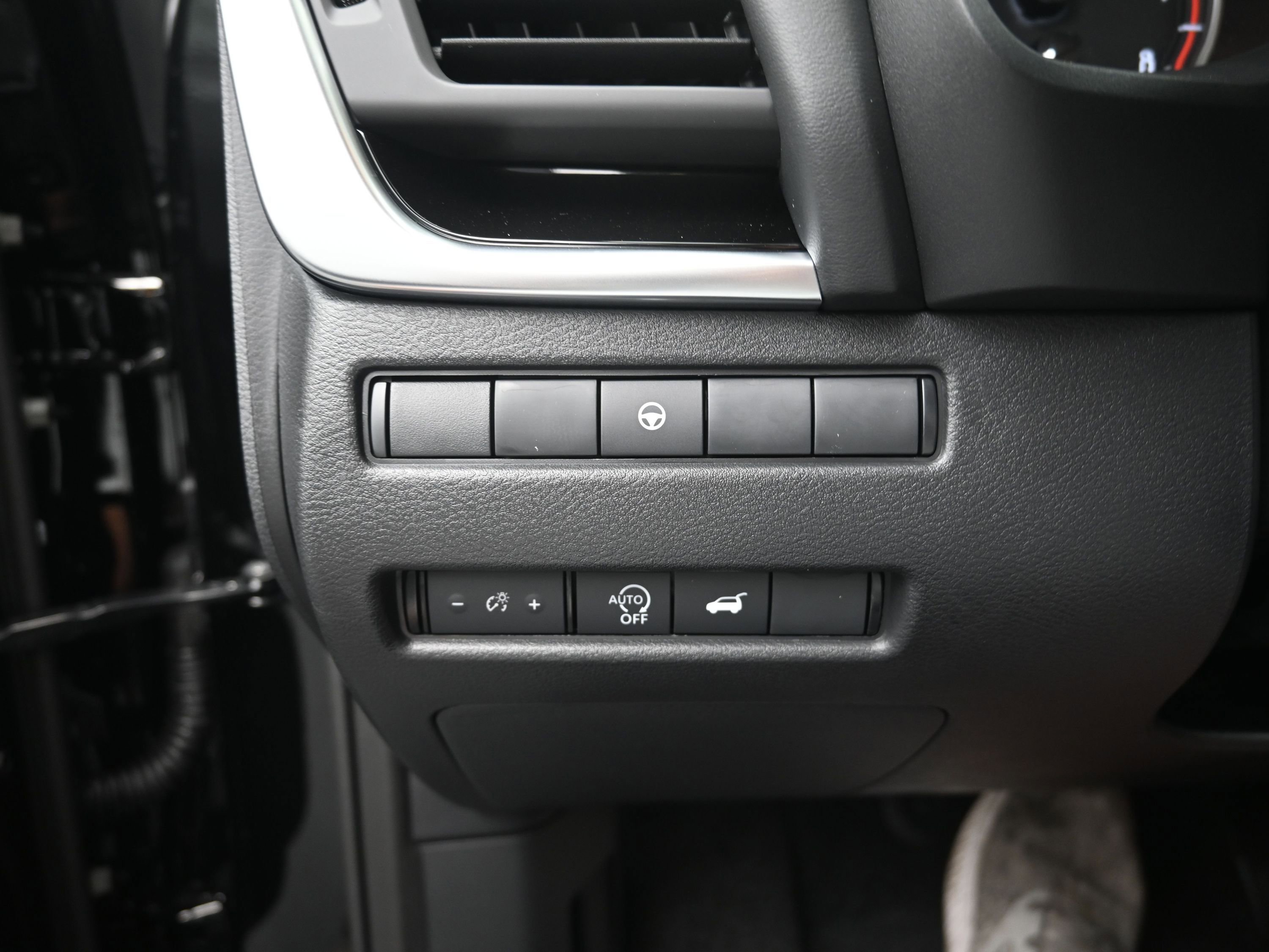 New 2026 Nissan Rogue SV image 12