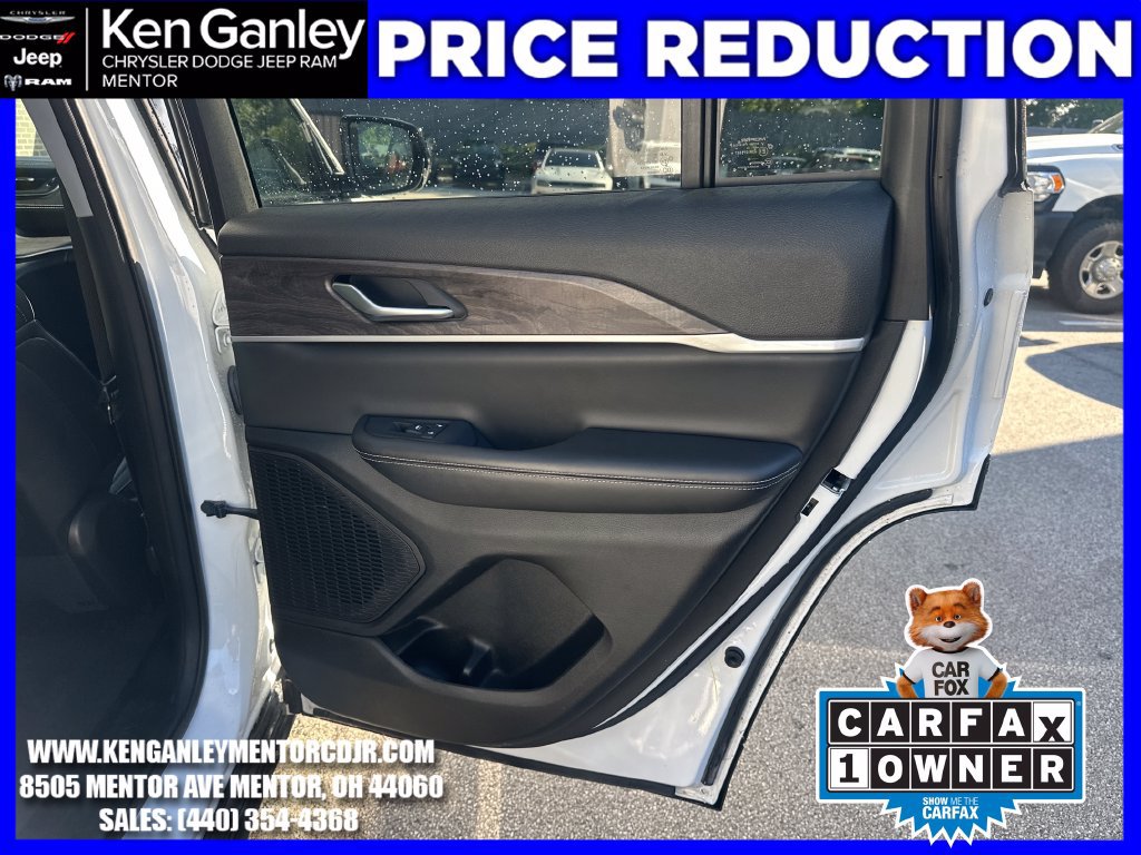 Certified 2023 Jeep Grand Cherokee Limited AWD/4WD image 24