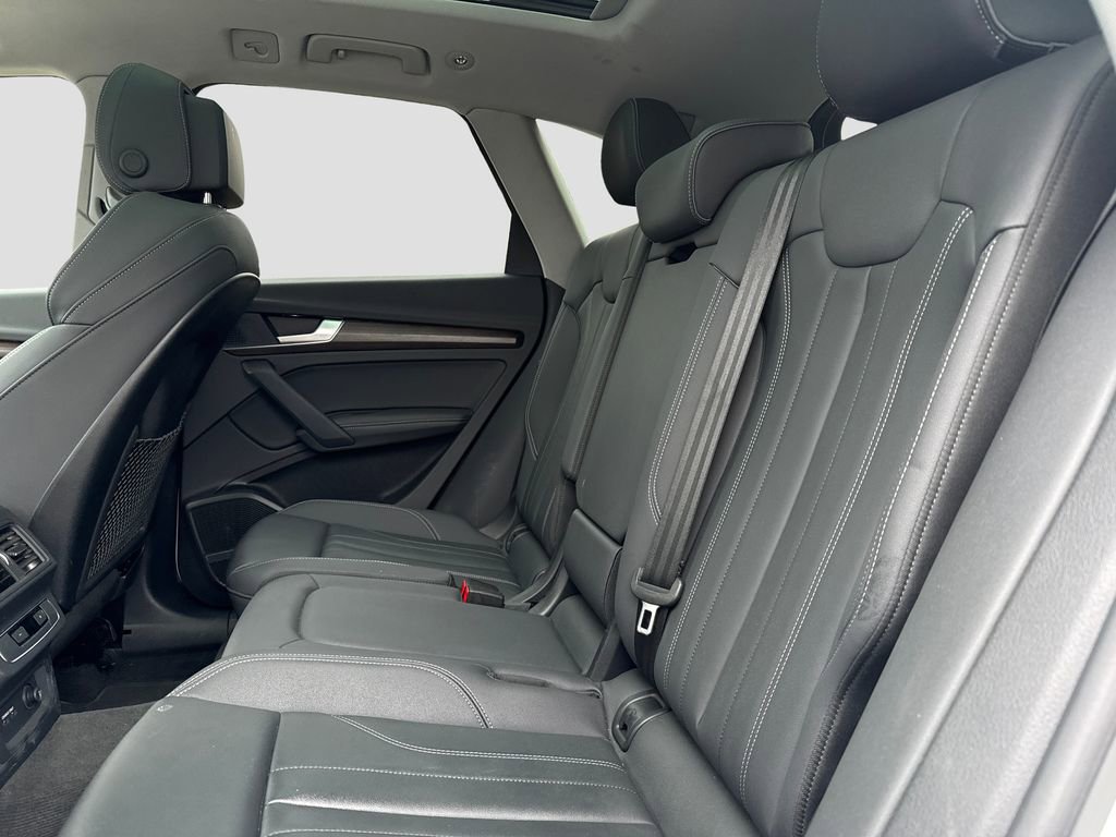 Used 2024 Audi Q5 2.0T Premium Plus AWD/4WD image 27