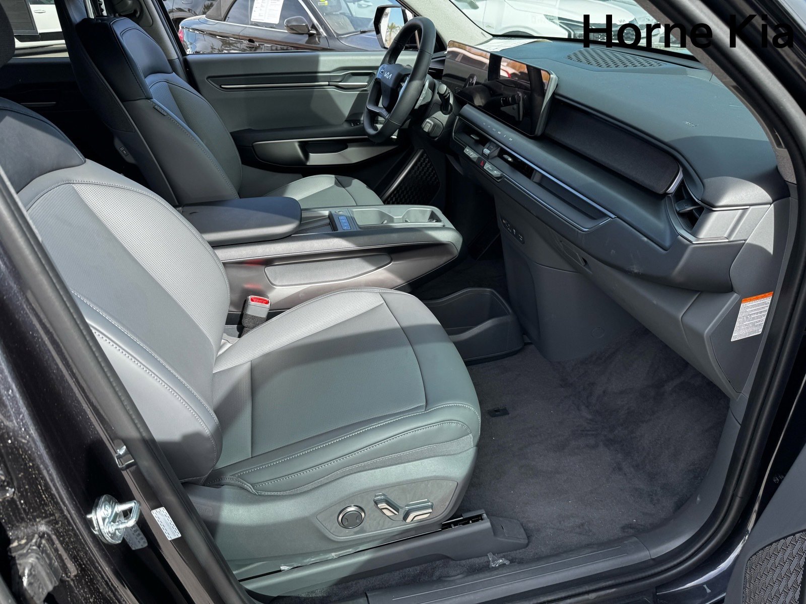 New 2026 Kia EV9 Light image 18