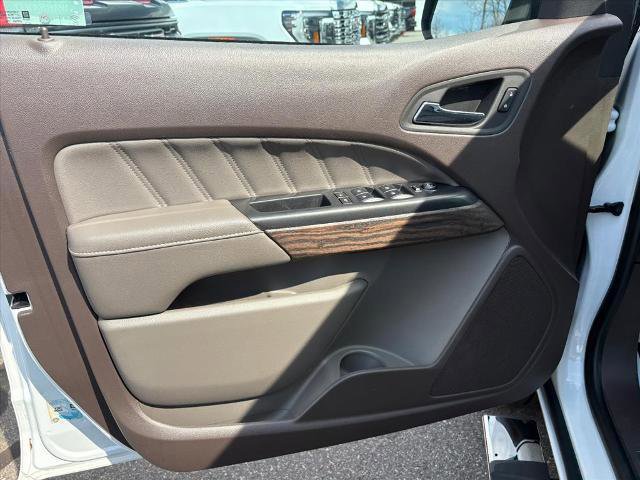 Certified 2022 GMC Canyon Denali image 20