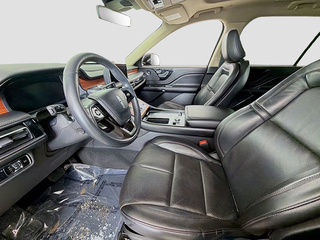 Used 2024 Lincoln Aviator Reserve AWD/4WD image 22