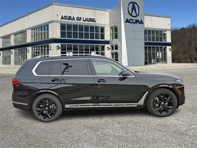 Used 2023 BMW X7 xDrive40i w/ Premium Package image 7