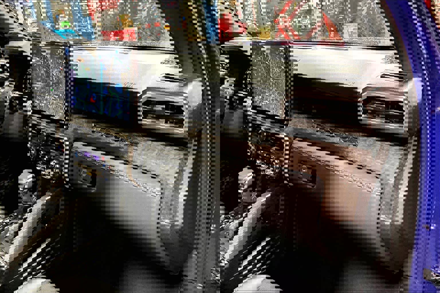 Certified 2025 Toyota Tacoma Limited image 18