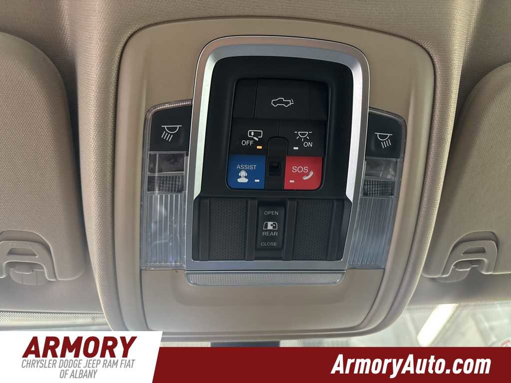 Used 2019 RAM 1500 Laramie image 17