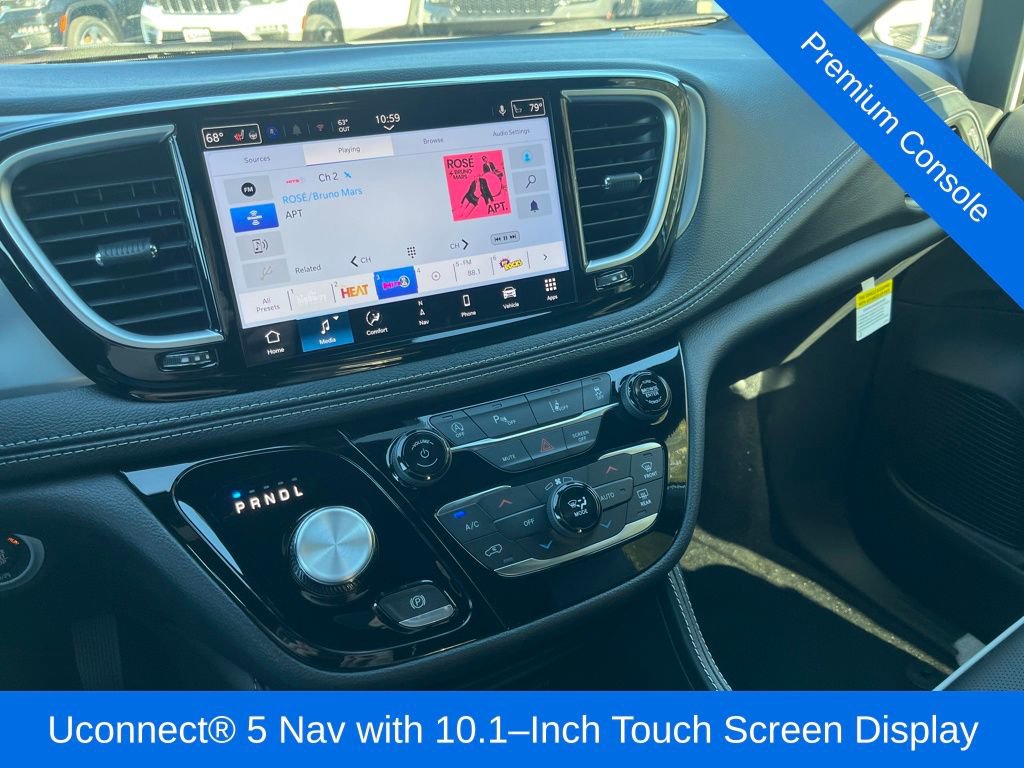 New 2026 Chrysler Pacifica Limited w/ S Appearance Package image 13