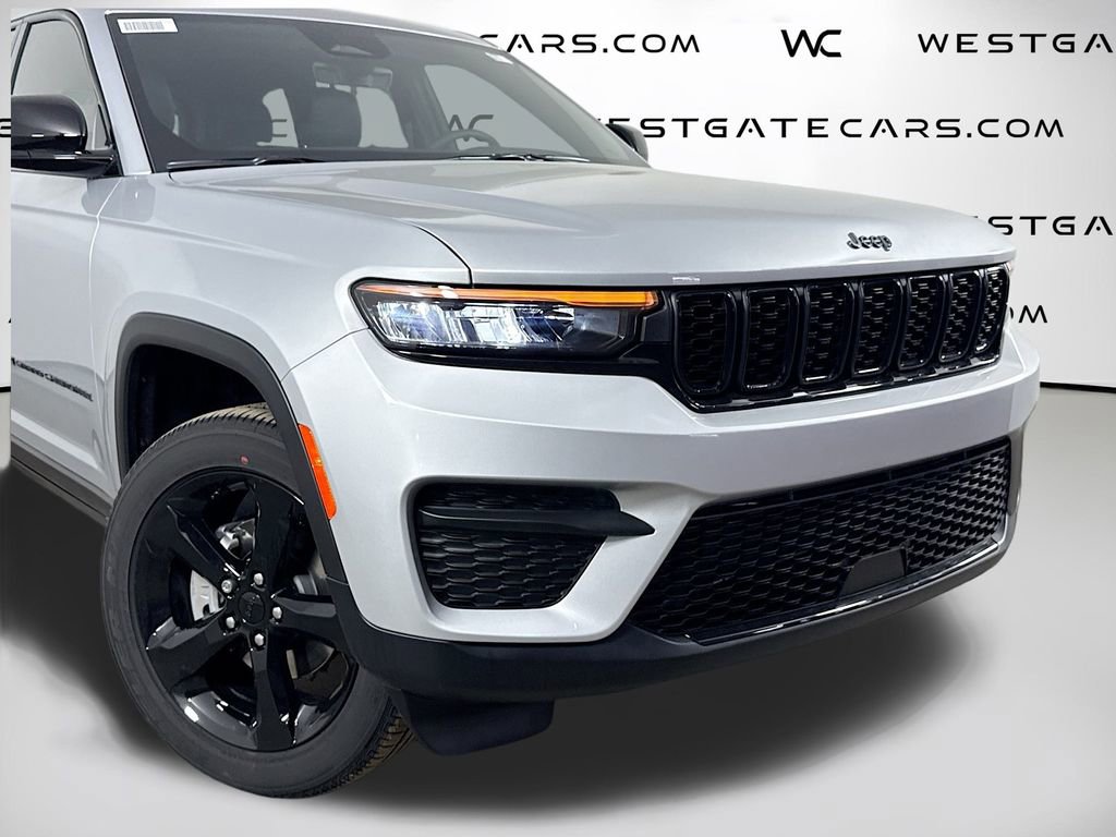 New 2025 Jeep Grand Cherokee Altitude image 49