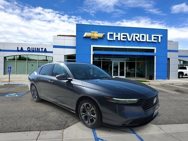 Used 2024 Honda Accord EX image 2