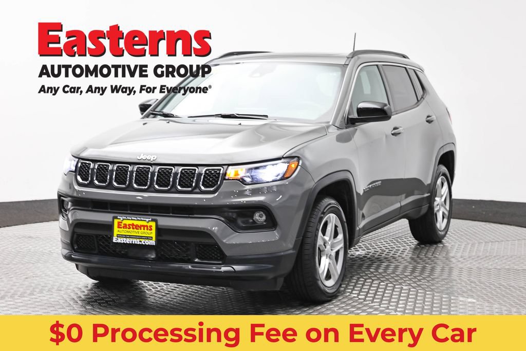 Used 2023 Jeep Compass Latitude w/ Sun and Sound Group AWD/4WD video 1