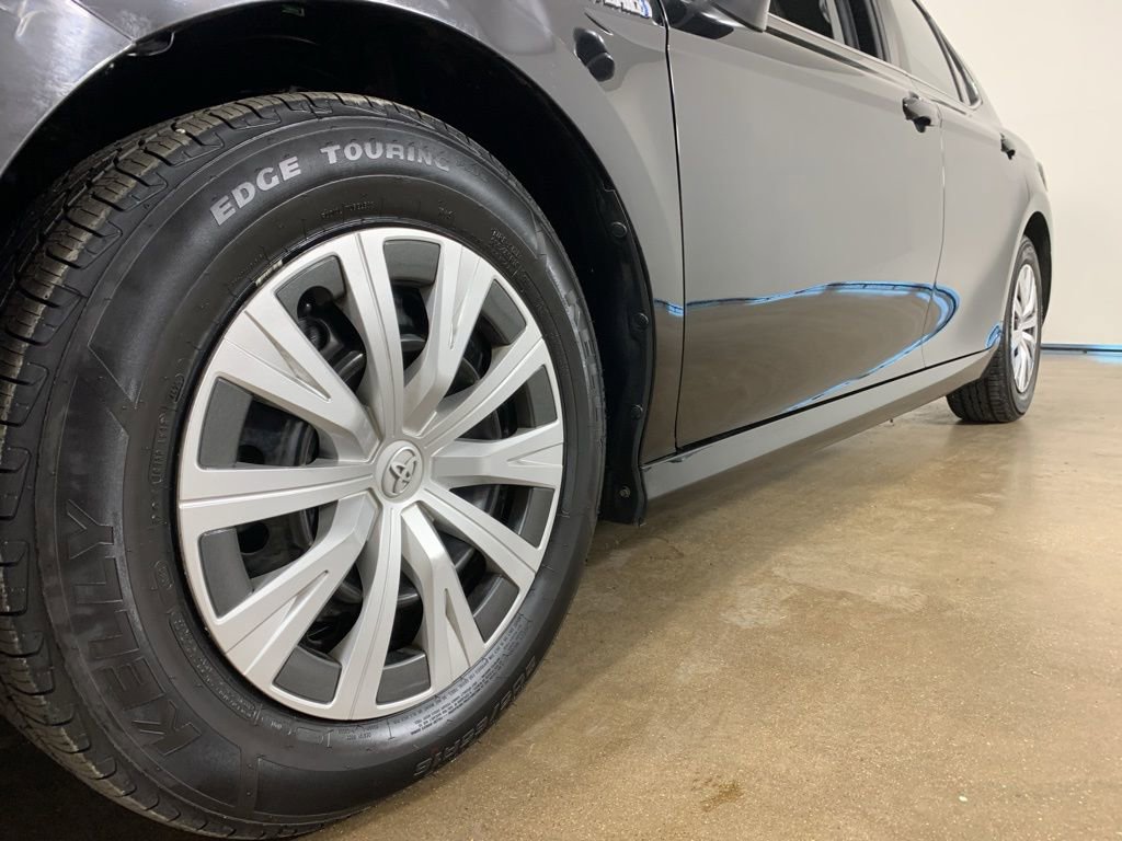 Used 2021 Toyota Camry LE FWD image 2