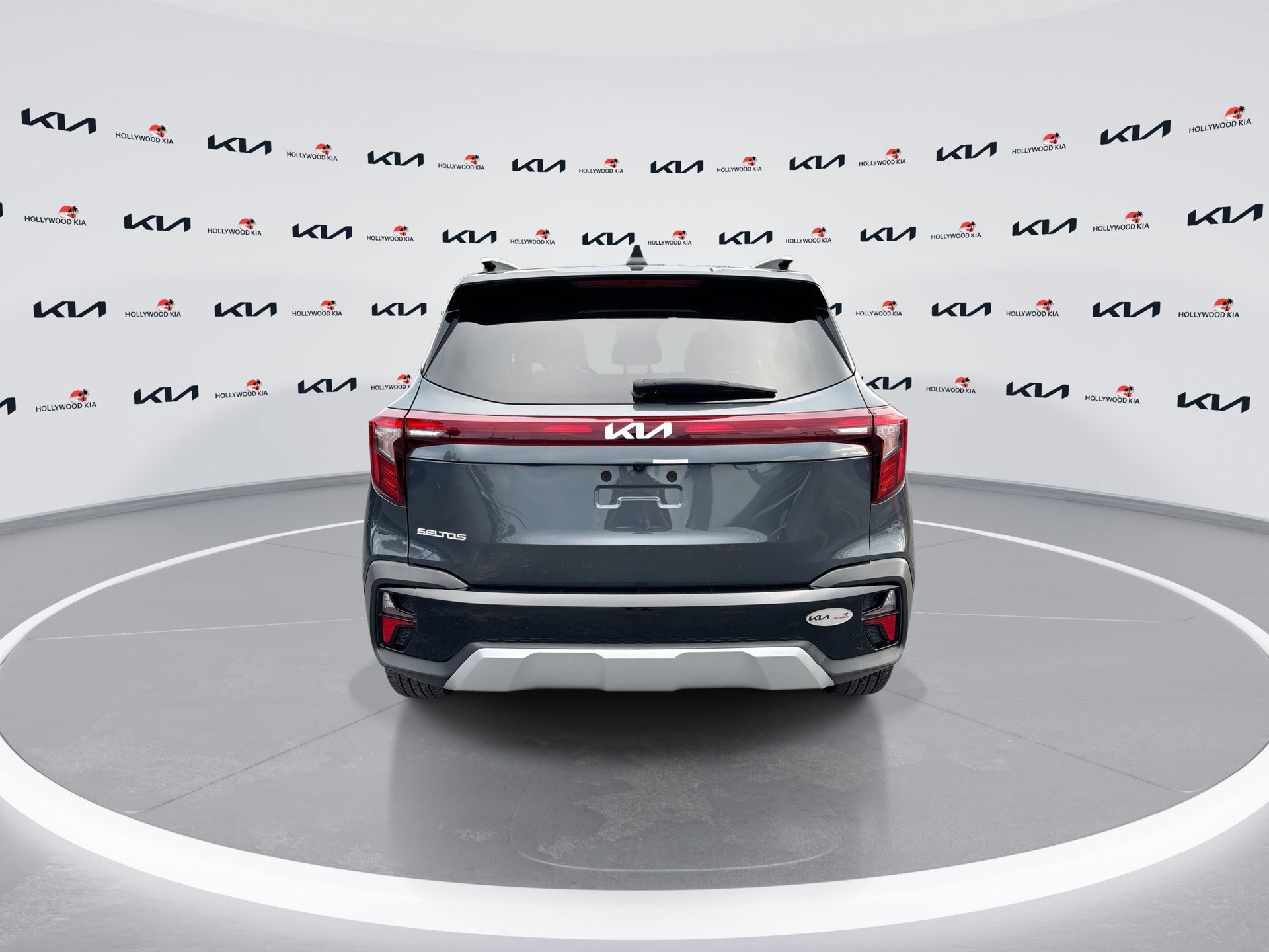 Used 2025 Kia Seltos S FWD image 7